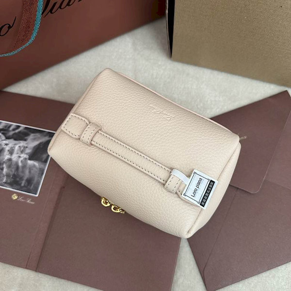 Loro Piana Women's Extra Toiletry Small Bag / Stone
