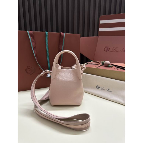 Loro Piana Women's Bale M/i Bucket Bag / Light P/k