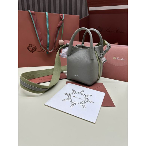Loro Piana Women's Bale M/i Bucket Bag / Light Gray