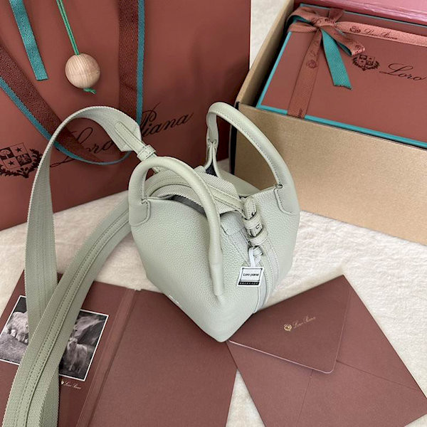 Loro Piana Women's Bale M/i Bucket Bag / Light M/t Green