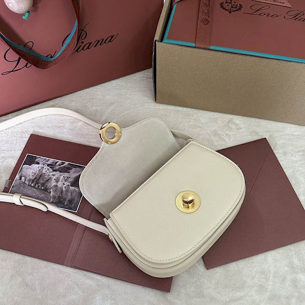 Loro Piana Women's Ghiera M/i Shoulder Bag / Whisper White