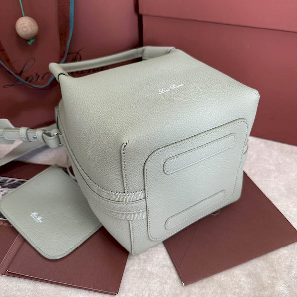 Loro Piana Women's Bale Small Bucket Bag / M/ty Baby Green