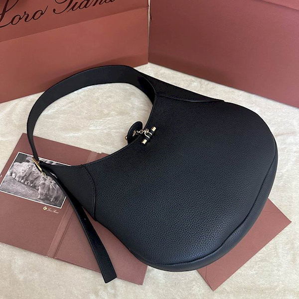 Loro Piana Women's Bobb/ Shoulder Bag / Black