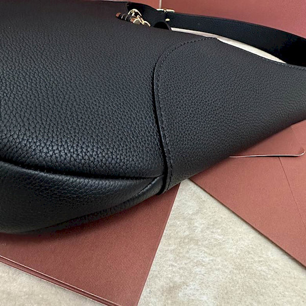 Loro Piana Women's Bobb/ Shoulder Bag / Black
