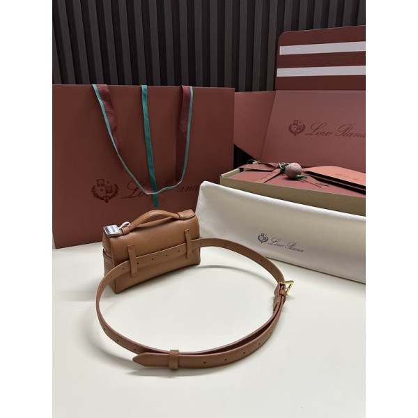 Loro Piana Women's Extra M/i Pocket Bag / Tan/Rolled Gold