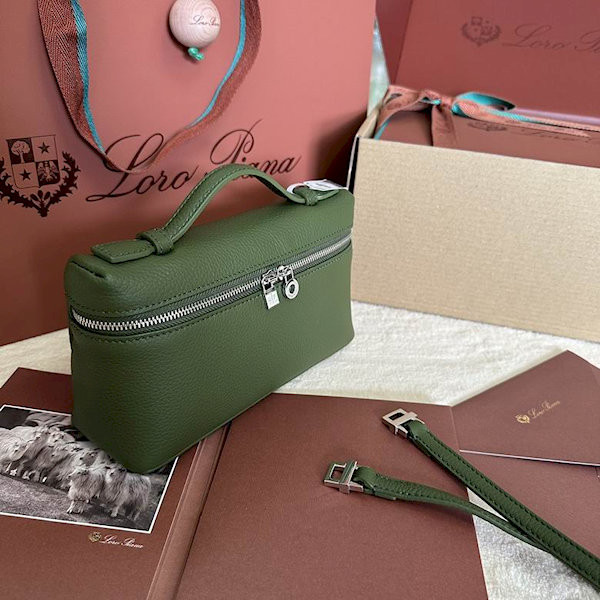 Loro Piana Women's Extra Small Pocket Bag / Emerald Green/Rolled Silver