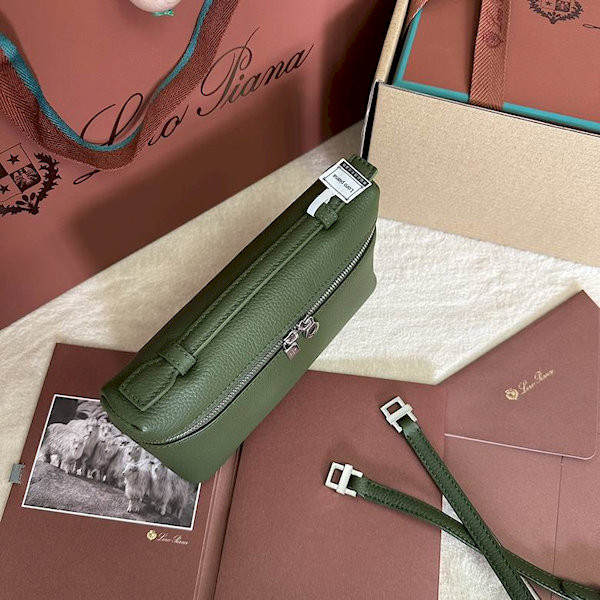 Loro Piana Women's Extra Small Pocket Bag / Emerald Green/Rolled Silver
