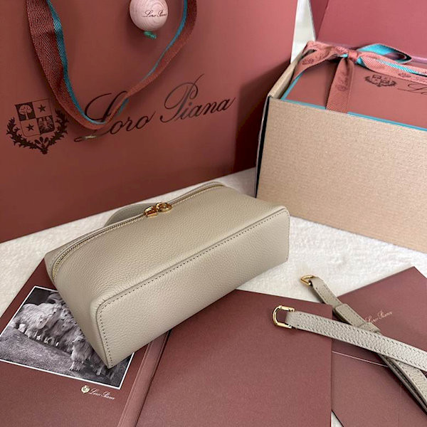 Loro Piana Women's Extra Small Pocket Bag / Beige/Rolled Gold