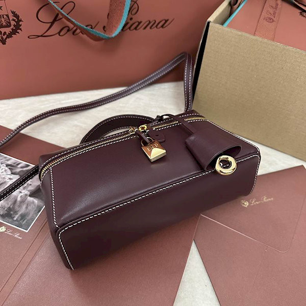 Loro Piana Women's Extra Small Bag / Caramel