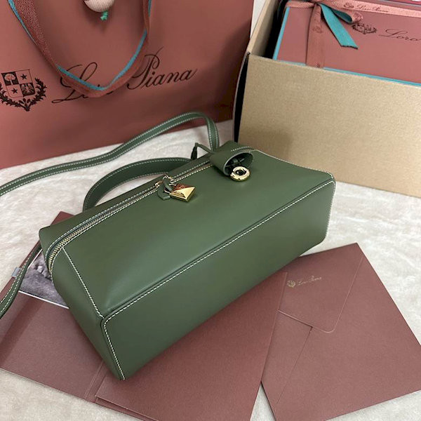 Loro Piana Women's Extra Bag / Olive Green