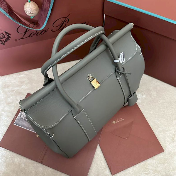 Loro Piana Women's Loom Bag / Glory Green