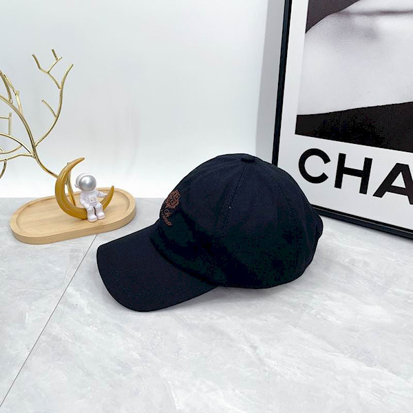 Loro Piana Baseball Cap with Elasticated back Cashmere Storm System in black and brown