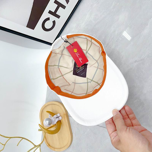 Loro Piana Baseball Cap with Elasticated back Cashmere Storm System in white