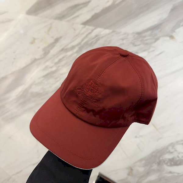 Loro Piana Baseball Cap with Elasticated back Microfibre Storm System in burgundy