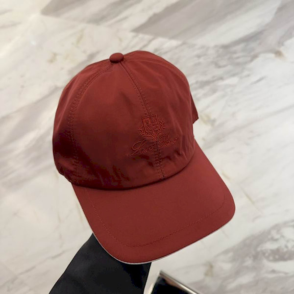 Loro Piana Baseball Cap with Elasticated back Microfibre Storm System in burgundy
