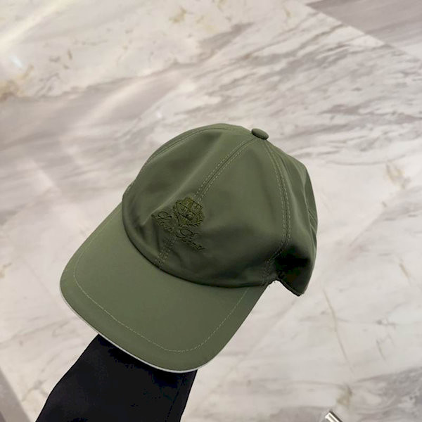 Loro Piana Baseball Cap with Elasticated back Microfibre Storm System in green