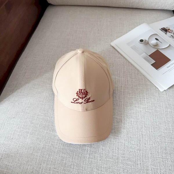 Loro Piana Baseball Cap with Elasticated back Microfibre Storm System in nude beige and red brown