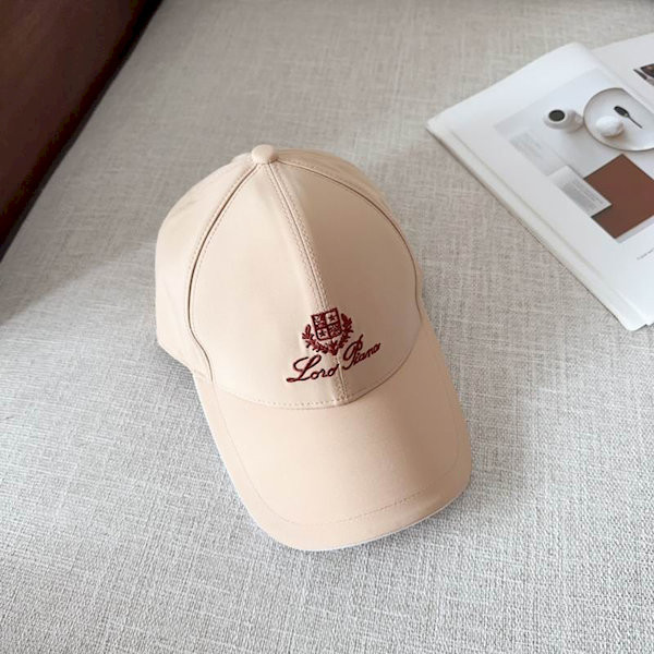 Loro Piana Baseball Cap with Elasticated back Microfibre Storm System in nude beige and red brown