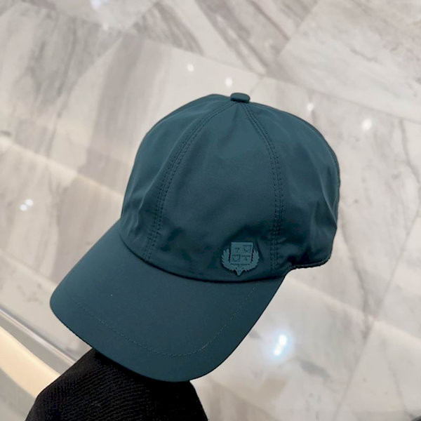 Loro Piana Baseball Cap with Elasticated back Storm System in dark green deals