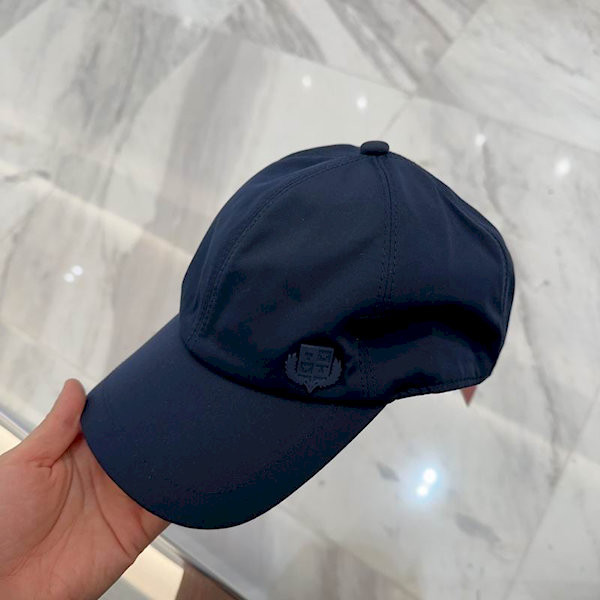 Loro Piana Baseball Cap with Elasticated back Storm System in navy blue deals