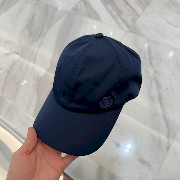 Loro Piana Baseball Cap with Elasticated back Storm System in navy blue deals