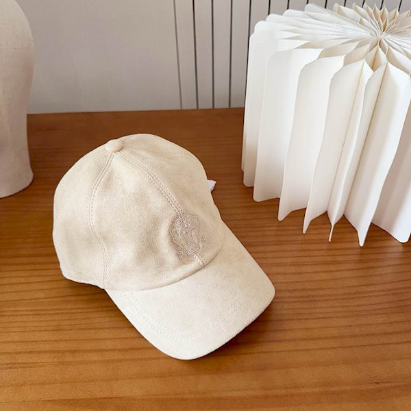 Loro Piana Baseball Cap with Adjustable strap in white