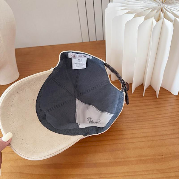 Loro Piana Baseball Cap with Adjustable strap in white