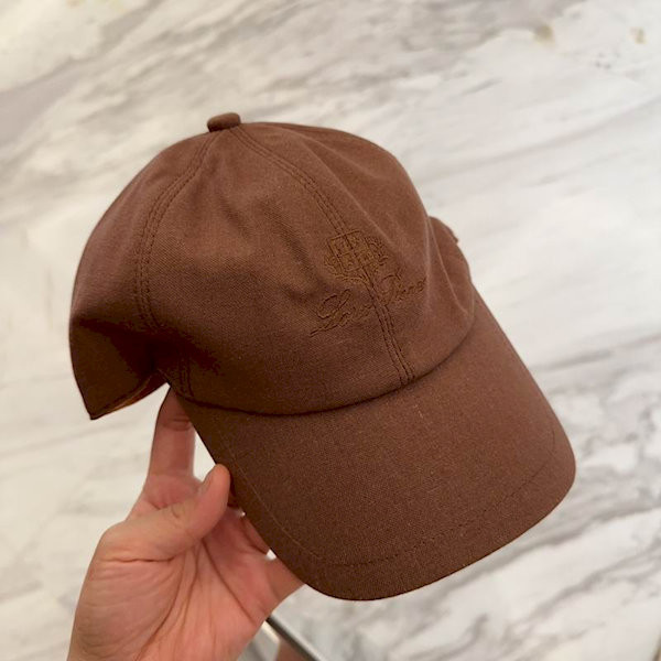 Loro Piana Baseball Cap with Elasticated back Cashmere Storm System in brown
