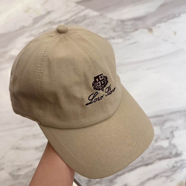Loro Piana Baseball Cap with Elasticated back Cashmere Storm System in dark beige and dark brown