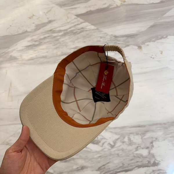 Loro Piana Baseball Cap with Elasticated back Cashmere Storm System in dark beige and dark brown