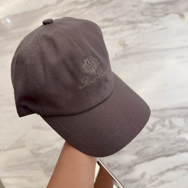 Loro Piana Baseball Cap with Elasticated back Cashmere Storm System in gray purple