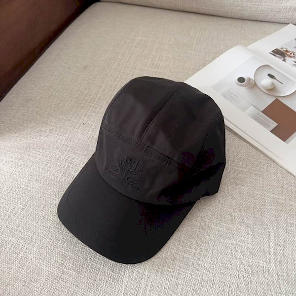 Loro Piana Baseball Cap with Elasticated back and Storm System in black
