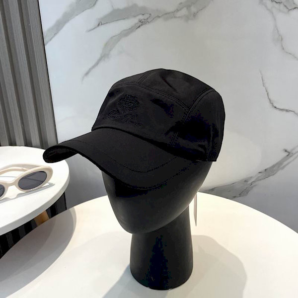 Loro Piana Baseball Cap with Elasticated back and Storm System in black