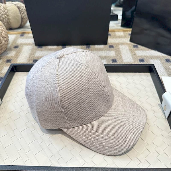 Loro Piana Fine Wale Corduroy Baseball Cap with Adjustable strap in beige