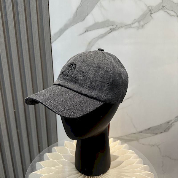Loro Piana Linen Baseball Cap with Adjustable strap in black grey