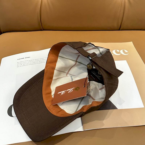 Loro Piana Linen Baseball Cap with Adjustable strap in caramel brown