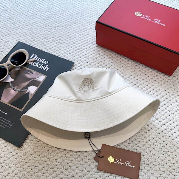 Loro Piana Men's / Women's Bucket Hat with Microfibre Storm System in beige