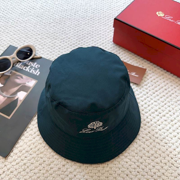 Loro Piana Men's / Women's Bucket Hat with Microfibre Storm System in dark green