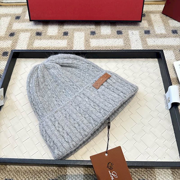 Loro Piana Men's / Women's Cable Knit Cashmere Beanie with Brown Logo Detail in blue