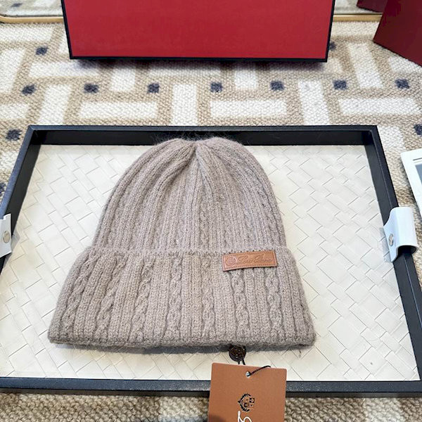 Loro Piana Men's / Women's Cable Knit Cashmere Beanie with Brown Logo Detail in taupe