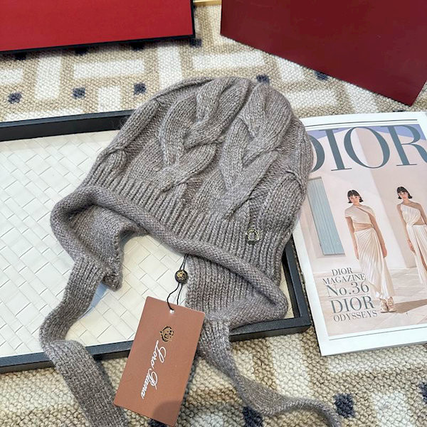 Loro Piana Men's / Women's Cuffed Wool Beanie in gray