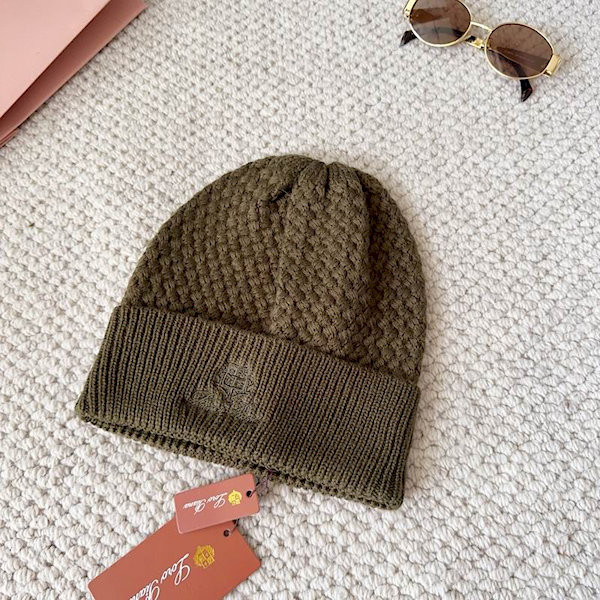 Loro Piana Men's / Women's Jungfrau Baby Cashmere Beanie in army green
