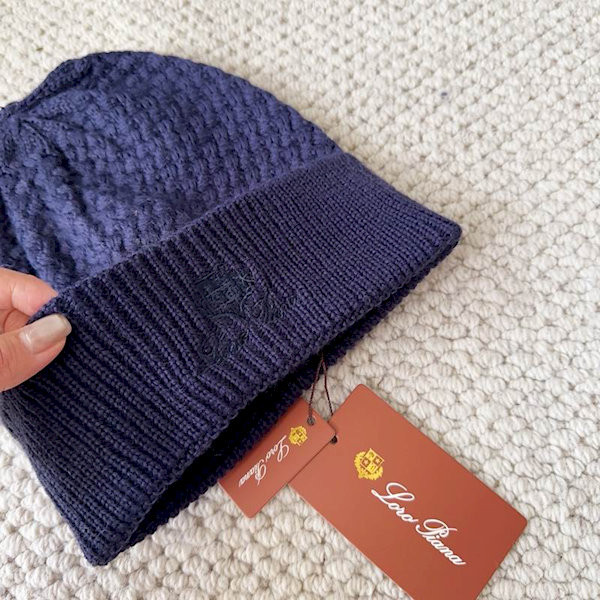 Loro Piana Men's / Women's Jungfrau Baby Cashmere Beanie in navy blue