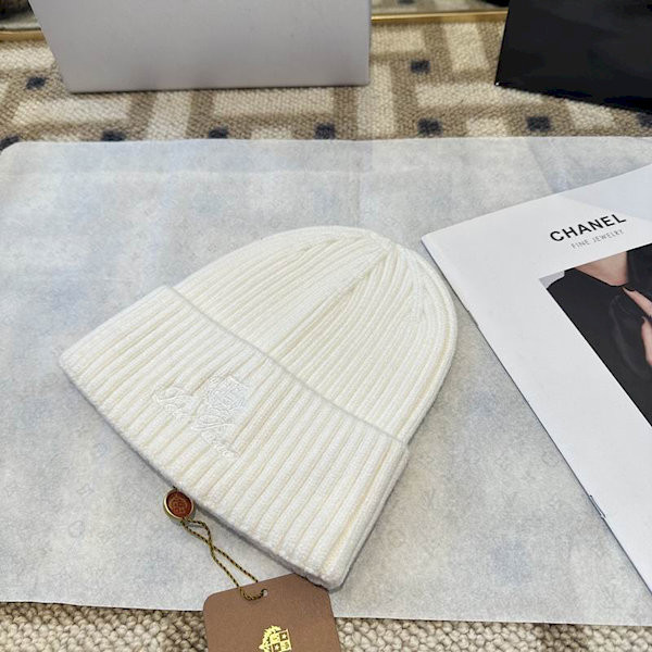Loro Piana Men's / Women's Ribbed Knit Beanie in white