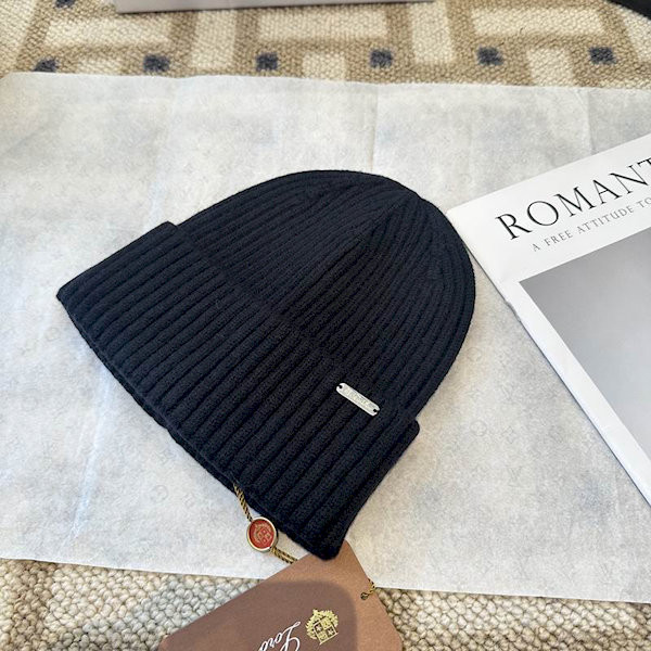 Loro Piana Men's / Women's Ribbed Cashmere Beanie in black