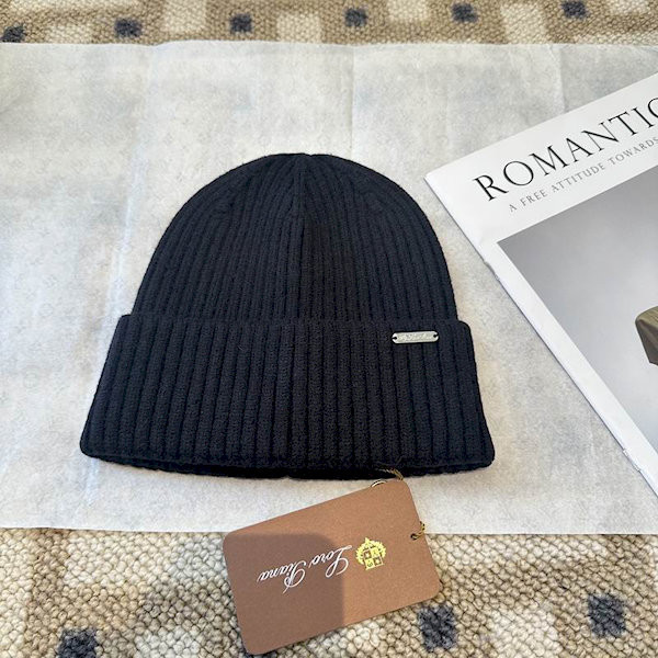 Loro Piana Men's / Women's Ribbed Cashmere Beanie in black