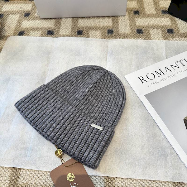 Loro Piana Men's / Women's Ribbed Cashmere Beanie in gray