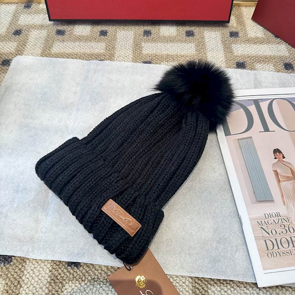 Loro Piana Women's Cashmere Beanie with Pom-Pom in black