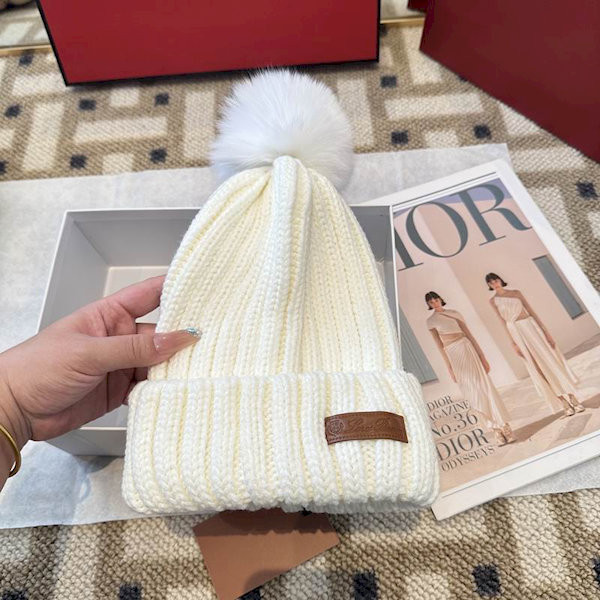 Loro Piana Women's Cashmere Beanie with Pom-Pom in white