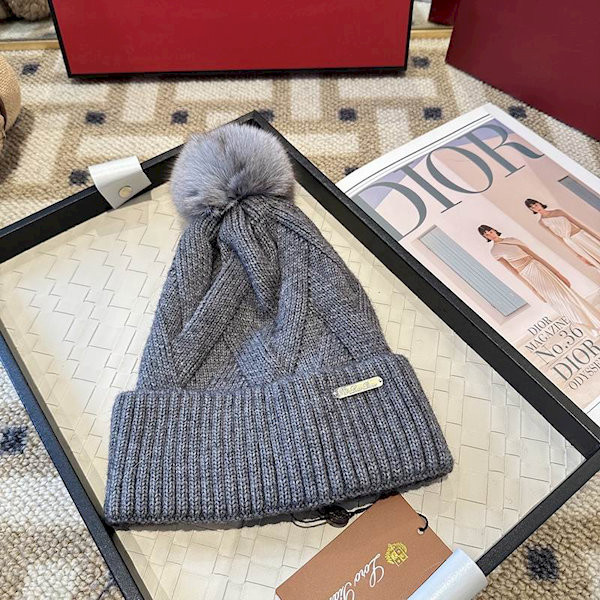 Loro Piana Women's Cashmere Chunky Cable Knit Beanie with Pom-Pom in Gray